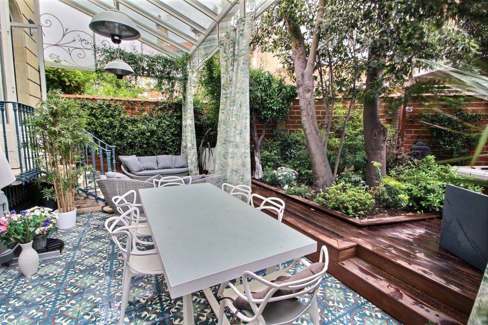 Maison familiale avec parking et jardin à vendre BORDEAUX SAINT GENES