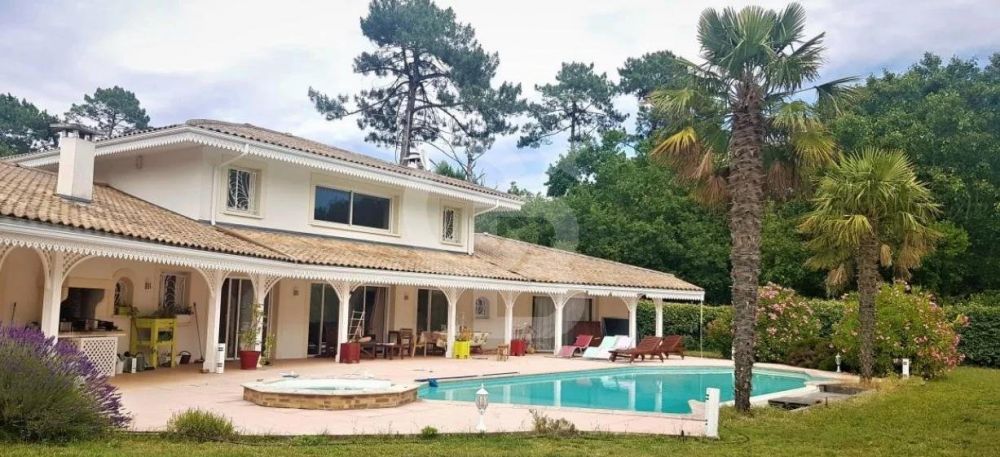 Belle villa familiale avec dépendance à vendre à ANDERNOS LES BAINS QUARTIER MASSURAT