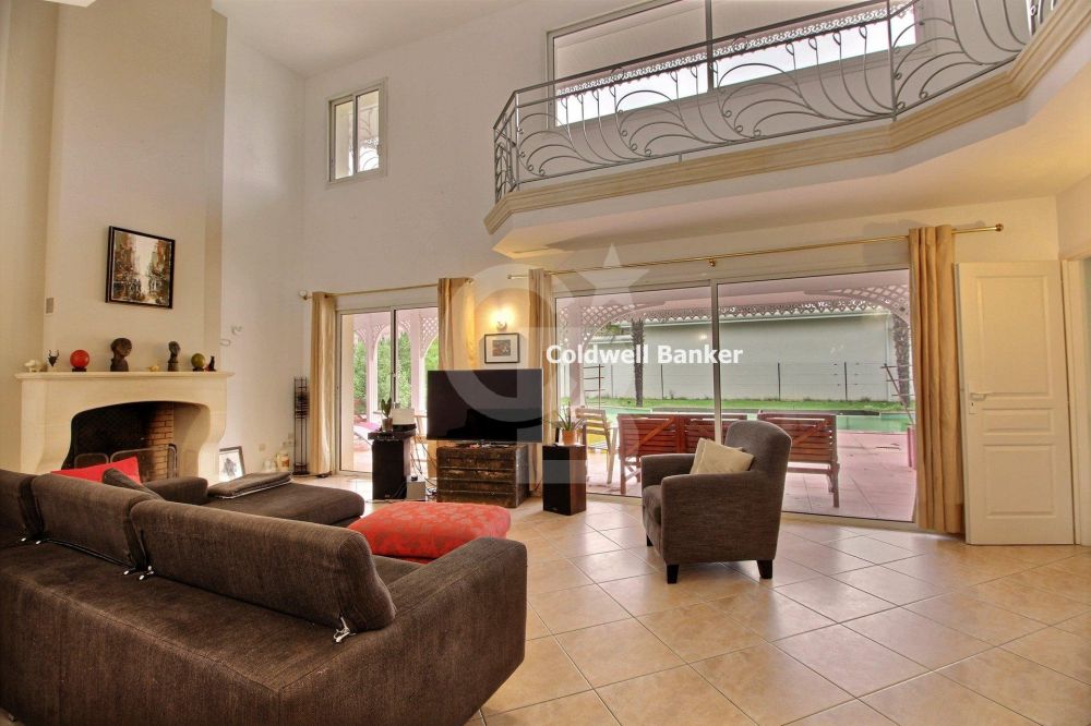 Achat belle villa familiale avec dépendance à ANDERNOS LES BAINS