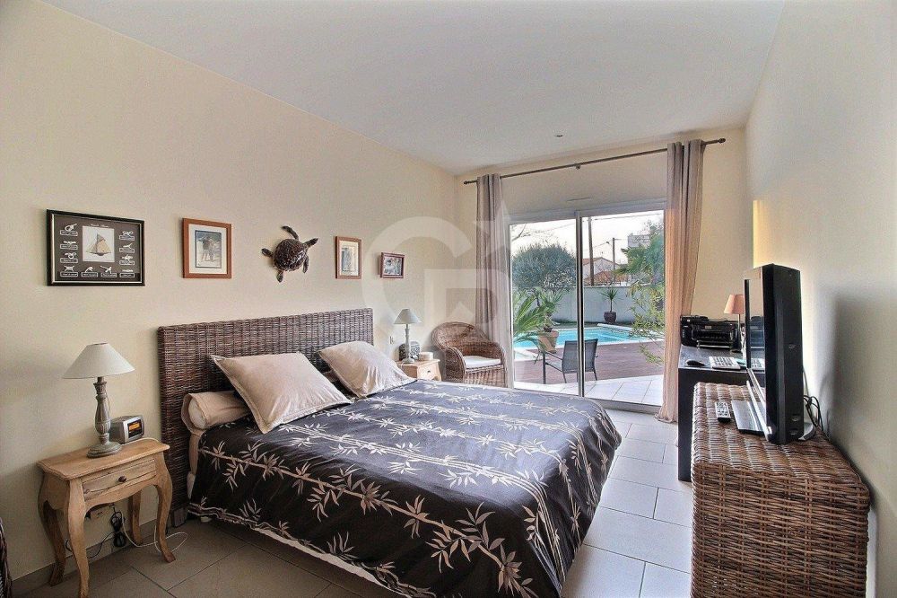 Maison contemporaine avec piscine à vendre EYSINES 33320