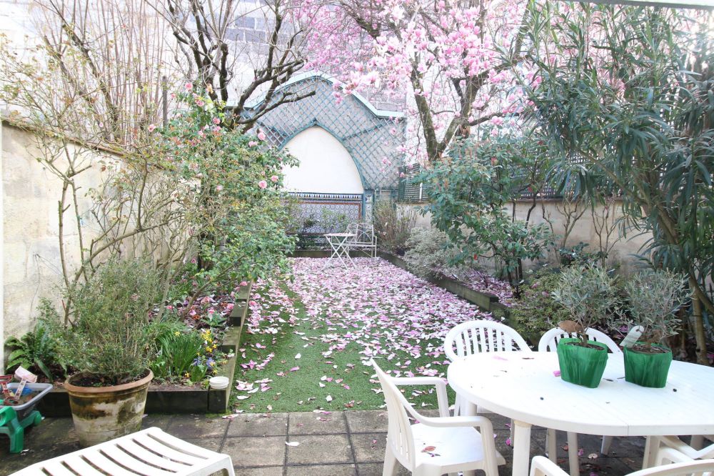 Maison bourgeoise 5 chambres avec jardin et parking à vendre BORDEAUX SAINT SEURIN