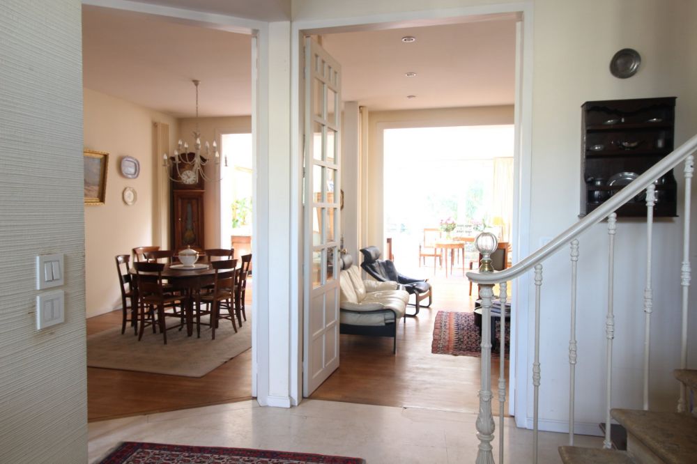 Maison bourgeoise 5 chambres avec jardin et parking à vendre BORDEAUX SAINT SEURIN