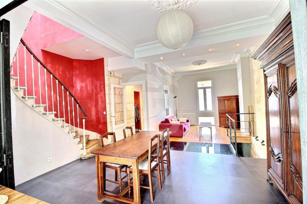 Vente échoppe avec jardin et studio indépendant BORDEAUX CENTRE SAINT BRUNO