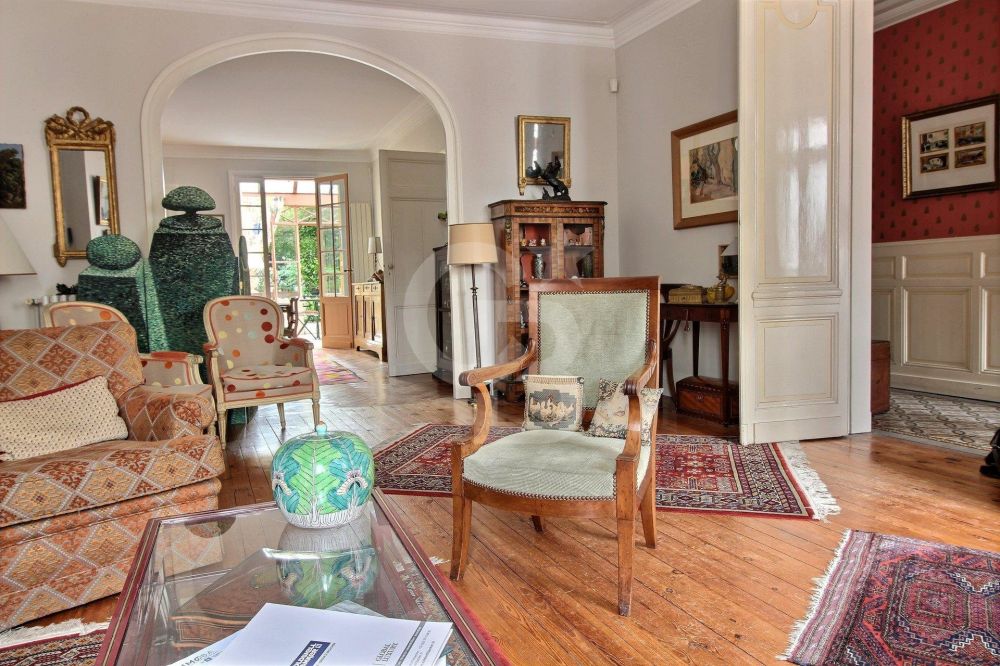 Vente belle maison bourgeoise familiale avec jardin BORDEAUX FONDAUDEGE