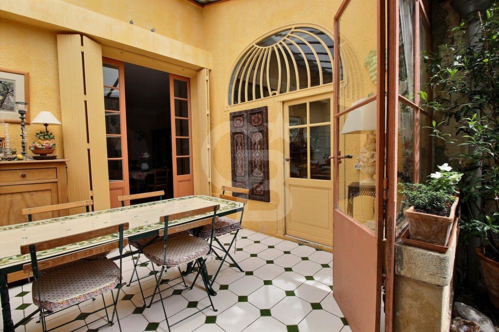 Recherche belle maison bourgeoise familiale avec jardin BORDEAUX FONDAUDEGE