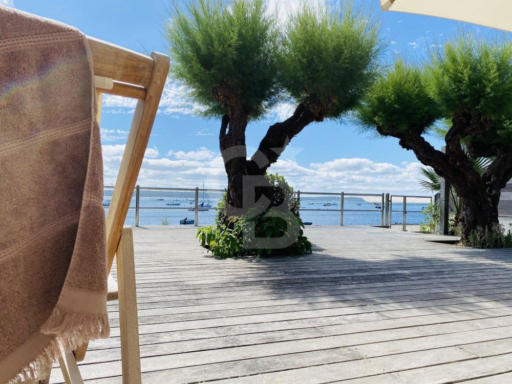 Vente bel appartement avec terrasse et vue sur le bassin CAP FERRET