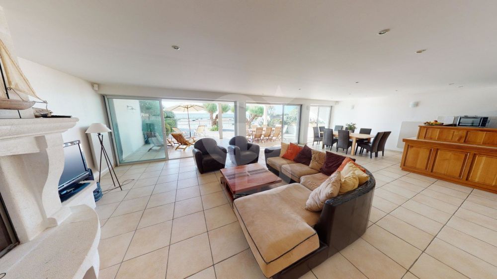 Acheter bel appartement avec terrasse et vue sur le bassin CAP FERRET