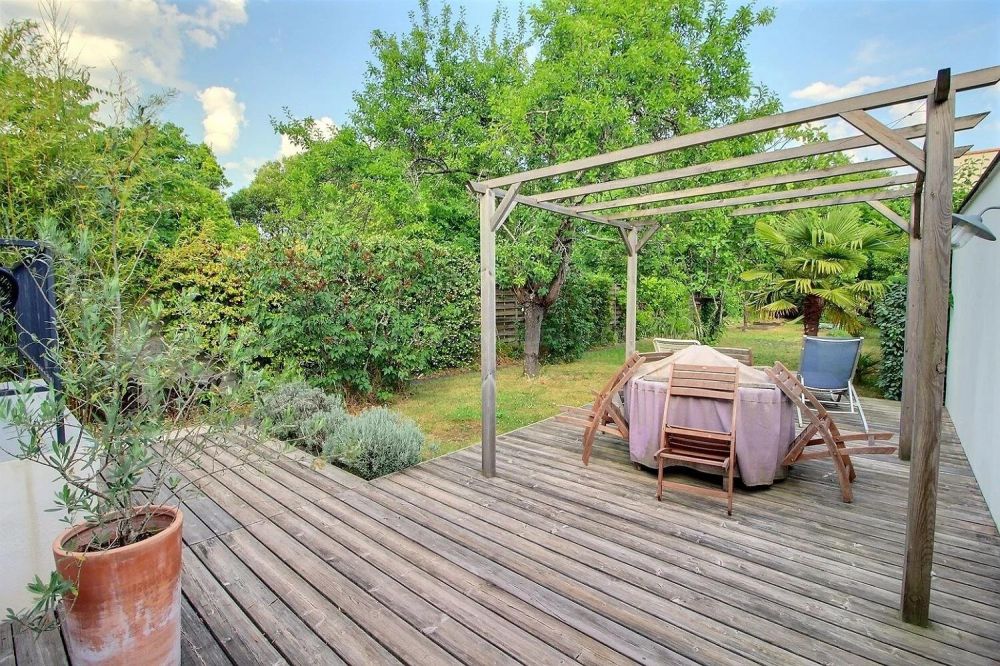 Maison arcachonnaise et familiale rénovée avec jardin à vendre CAUDÉRAN