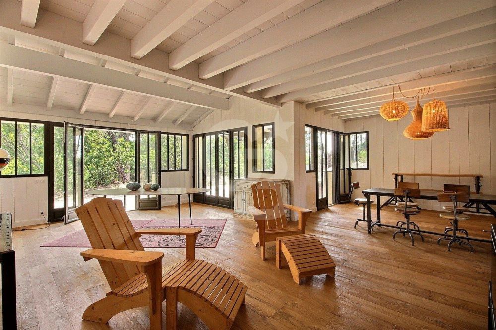 Superbe propriété proche marché CAP FERRET CENTRE