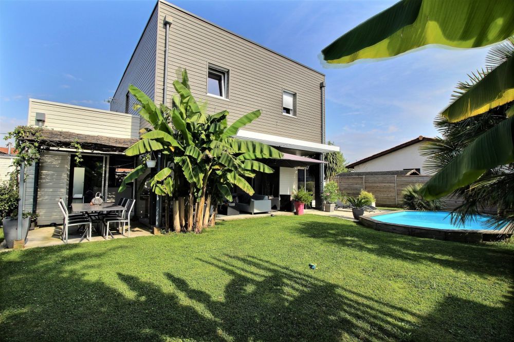 vente maison avec piscine à la hume