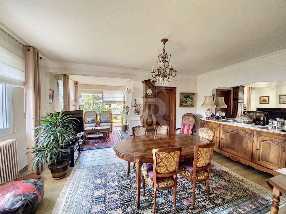 Belle maison de plain-pied avec grand terrain à vendre GUJAN MESTRAS LA HUME