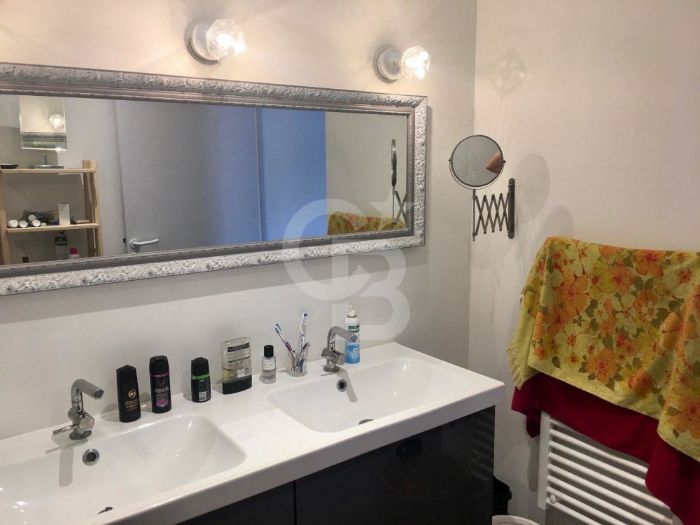 Recherche superbe appartement rénové de 78 m2 BORDEAUX CENTRE HISTORIQUE