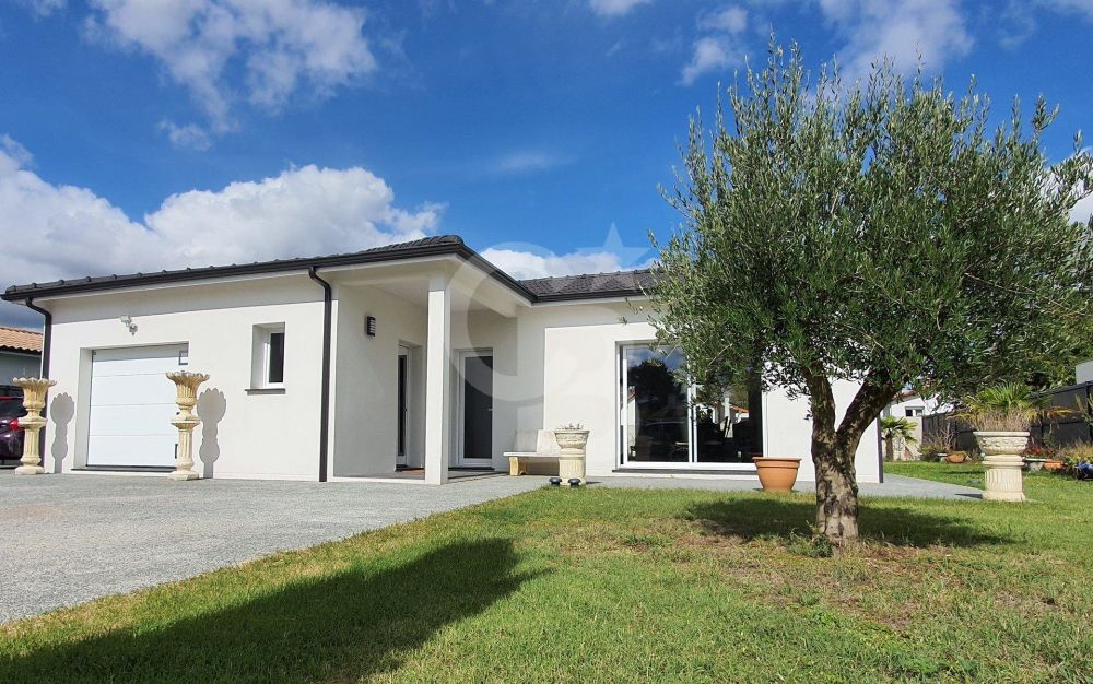 Vente maison moderne avec jardin de 900m2 à SAINT-MÉDARD-EN-JALLES