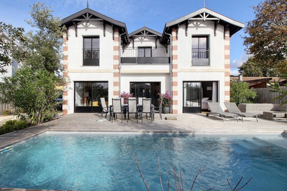 Vente maison type arcachonnaise contemporaine 5 chambres avec piscine LA TESTE DE BUCH