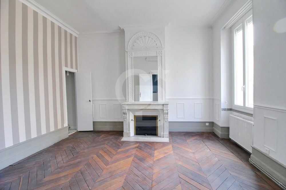 vente magnifique maison familiale avec jardin exposé sud à BORDEAUX PROCHE GAMBETTA