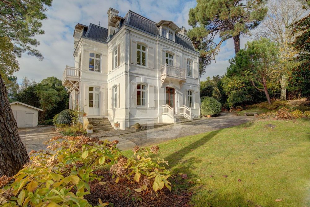 Sublime demeure familiale à vendre ARCACHON VILLE D'HIVER