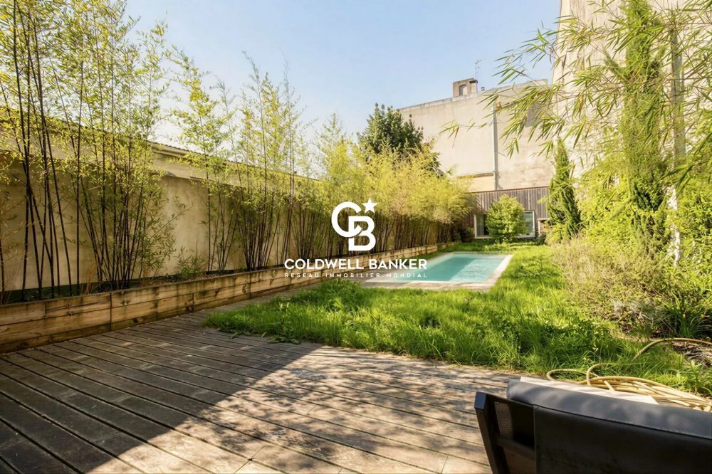 Maison à vendre Bordeaux Caudéran - villa plain-pied 4 chambres piscine garage dépendance