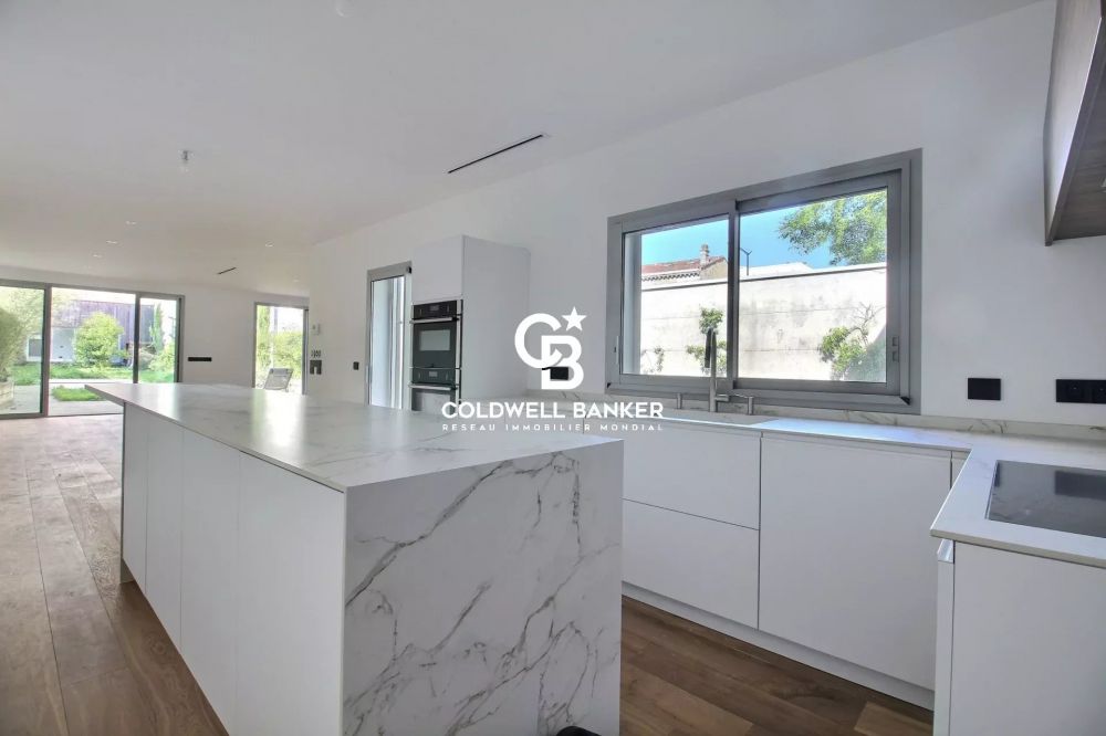 Maison à vendre Bordeaux Caudéran - villa plain-pied 4 chambres piscine garage dépendance