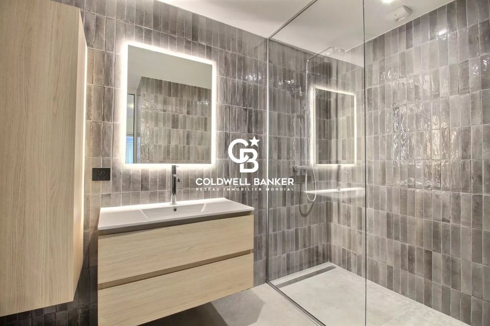 Maison à vendre Bordeaux Caudéran - villa plain-pied 4 chambres piscine garage dépendance