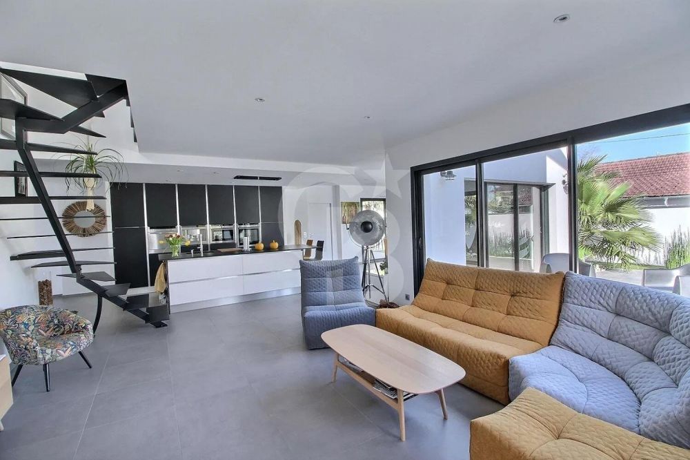 Achat superbe villa contemporaine plage à pieds LANTON