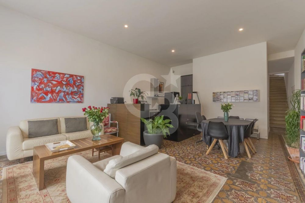 se loger Jolie maison avec prestations anciennes et 4 chambres à BORDEAUX