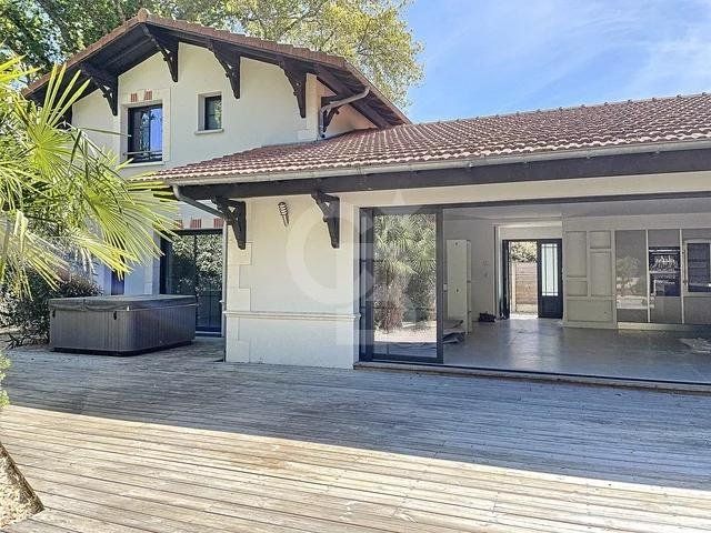 Vente magnifique villa de grand standing PROCHE ARCACHON, PYLA ET GOLF