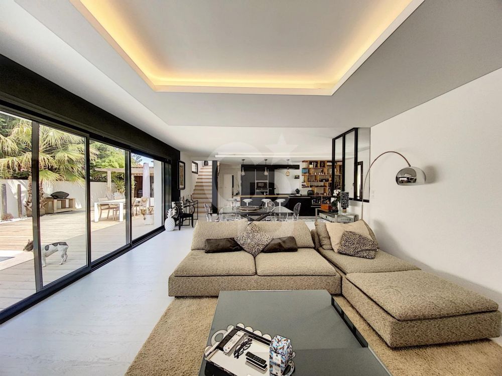 Acheter maison contemporaine 4 chambres avec piscine au calme LA TESTE-DE-BUCH CENTRE