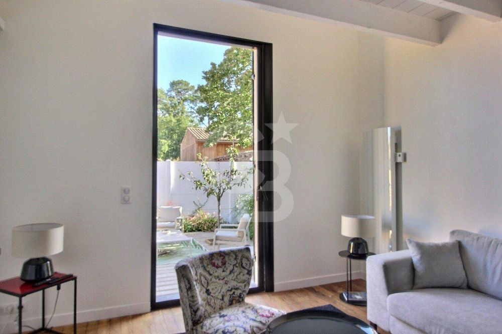 Vente belle maison de ville rénovée de style arcachonnais ANDERNOS-LES-BAINS HYPER CENTRE