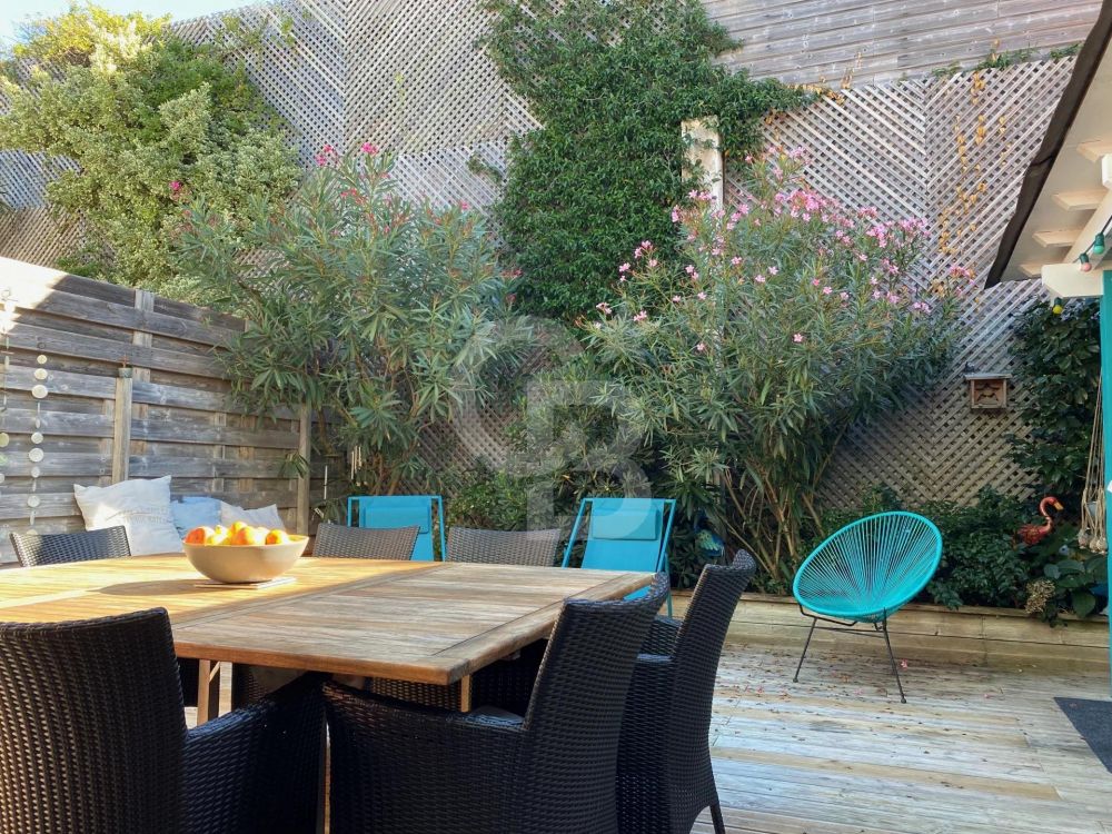 se loger Maison avec 4 chambres et grande terrasse proche océan au CAP FERRET