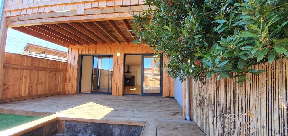 j'aimerai Maison en bois rénovée avec piscine PROCHE PLAGE LE VERDON-SUR-MER