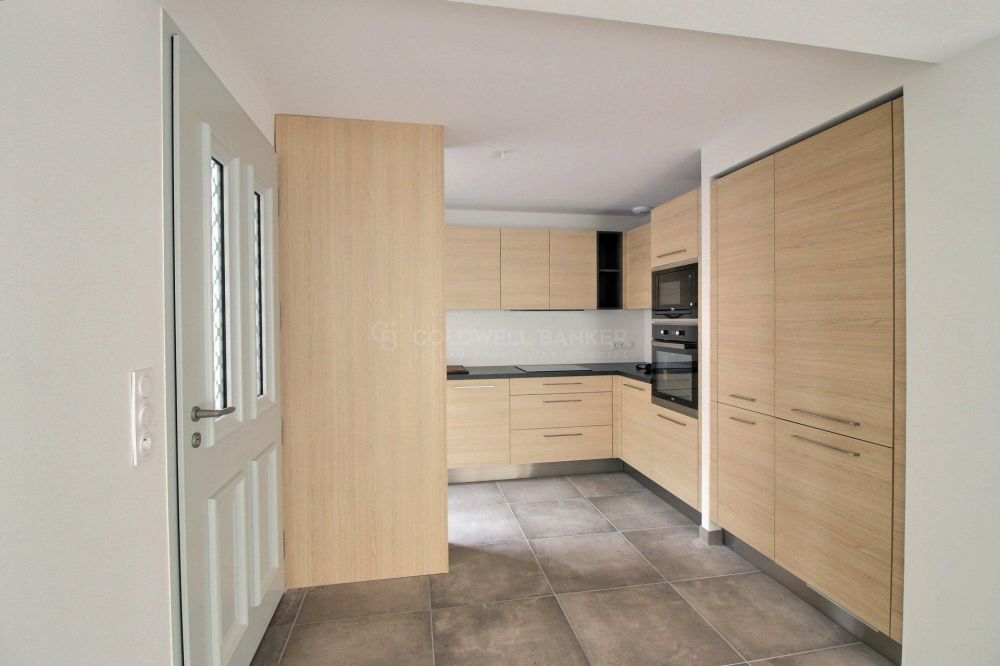 Maison de ville neuve avec ascenseur garage et jardin à vendre ARCACHON