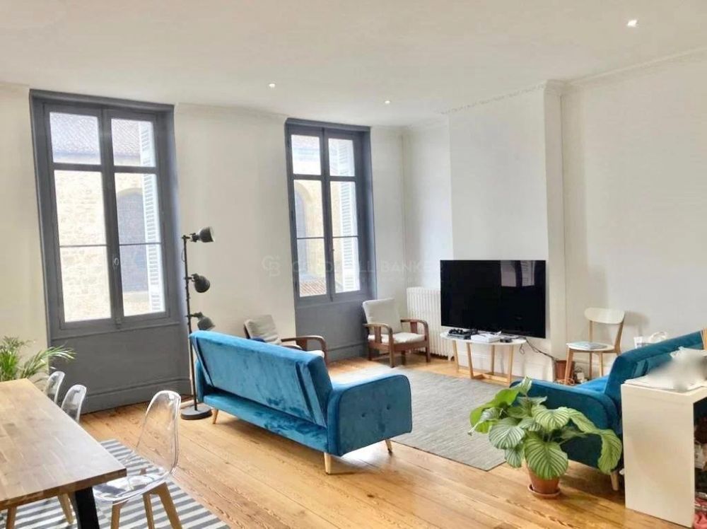 Appartement familial rénové à BORDEAUX