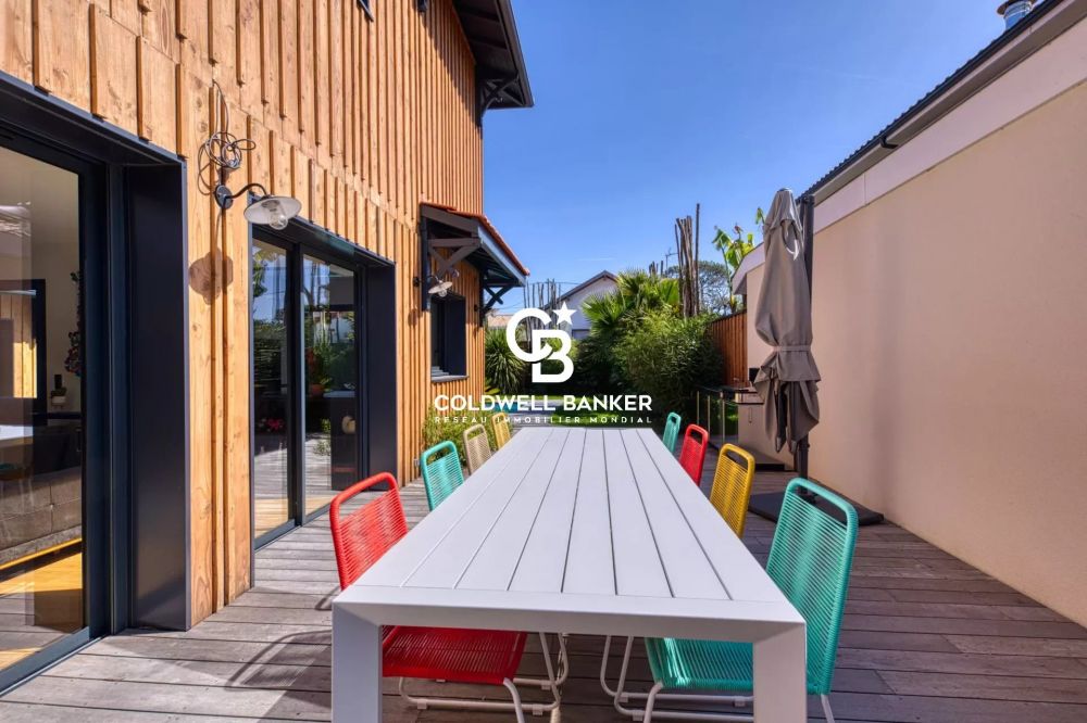 Villa neuve en bois avec piscine - Andernos Côté Bassin