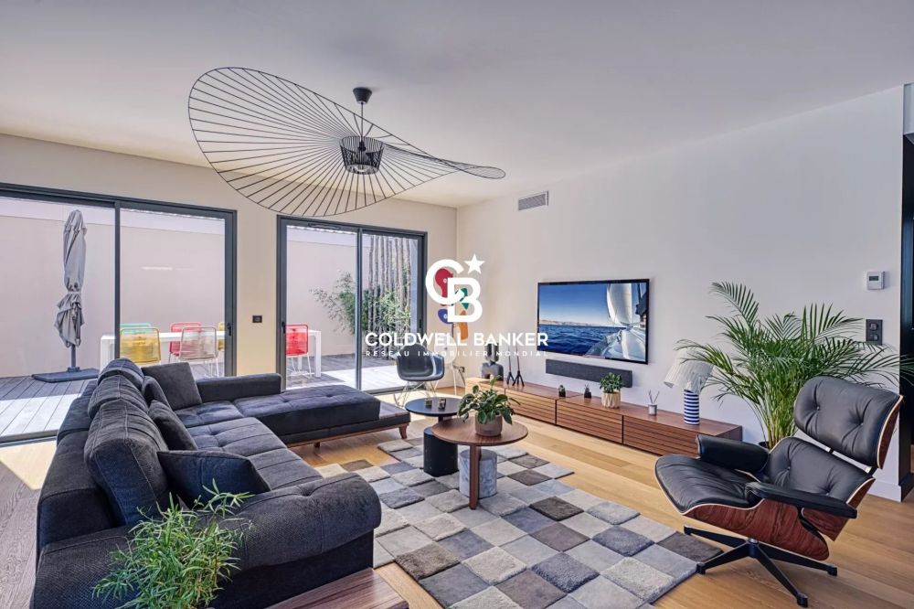 Villa neuve en bois avec piscine - Andernos Côté Bassin