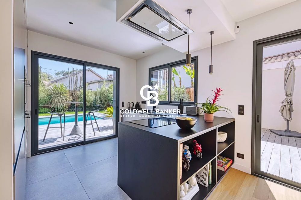 Villa neuve en bois avec piscine - Andernos Côté Bassin