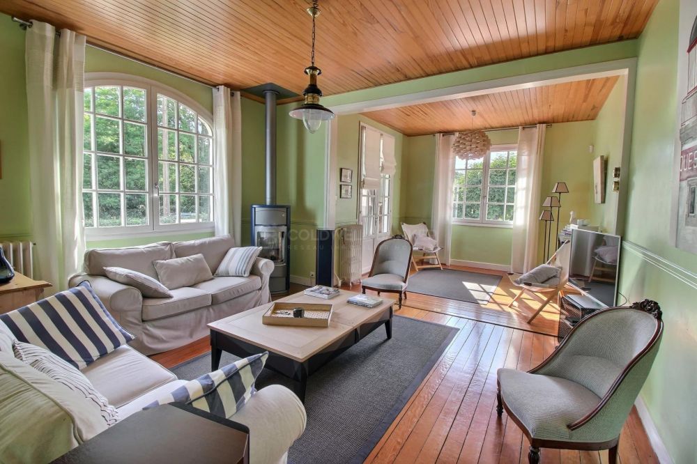 vente Villa typique avec piscine et terrasses à ARCACHON LE MOULLEAU PROCHE PLAGE