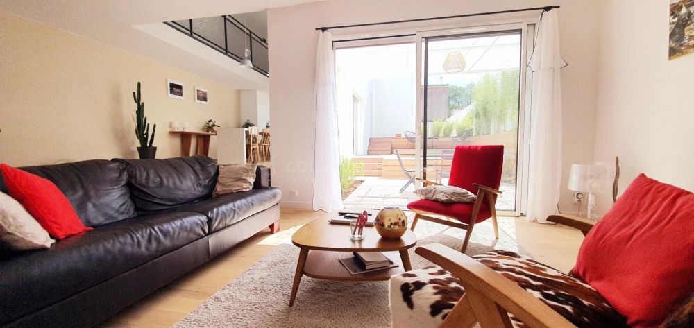 recherche Maison d'architecte avec piscine au BOUSCAT proche de Bordeaux