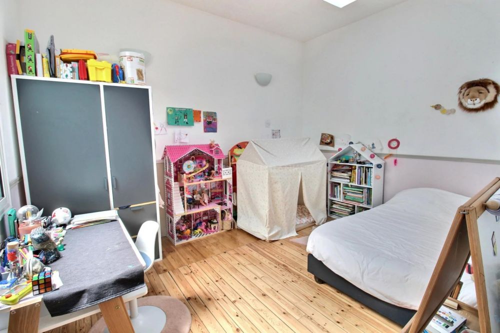 acheter Superbe appartement en duplex avec terrasse panoramique à BORDEAUX PALAIS GALLIEN