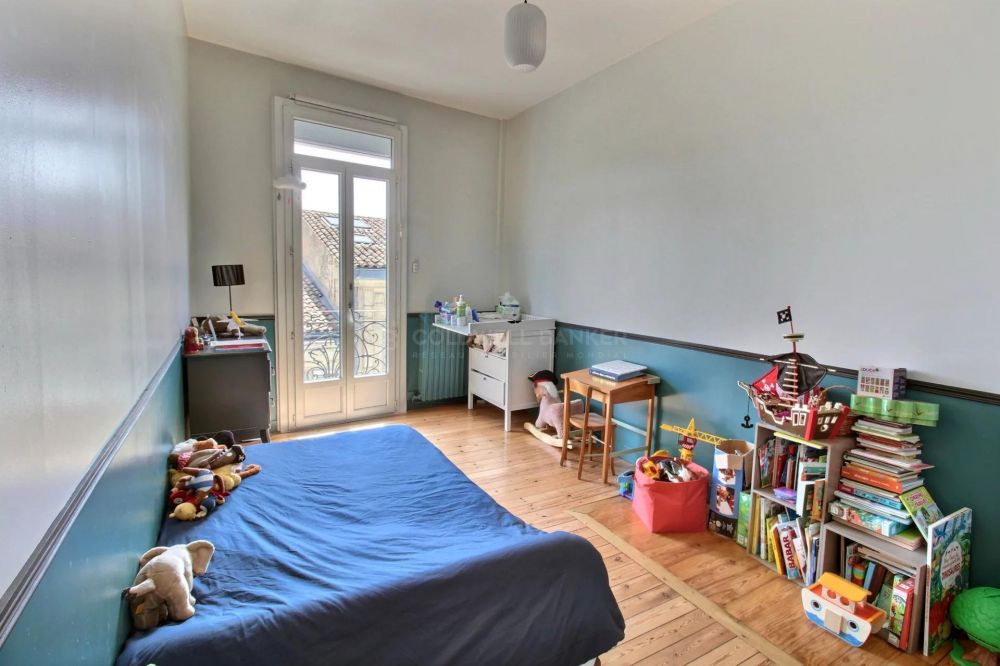 se loger Superbe appartement en duplex avec terrasse panoramique à BORDEAUX PALAIS GALLIEN