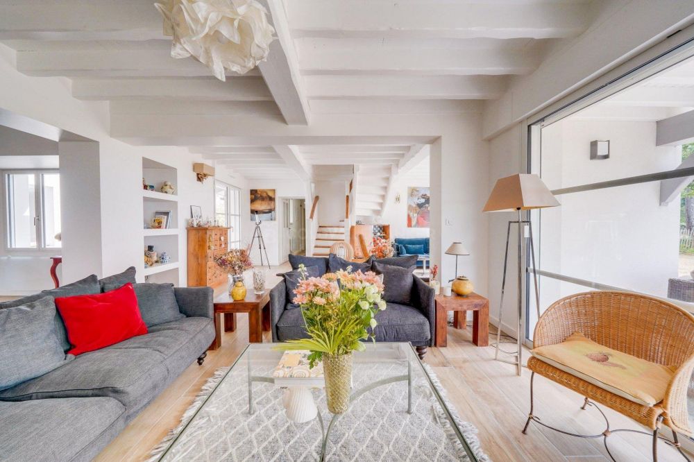 Villa traditionnelle rénovée en première ligne - Taussat