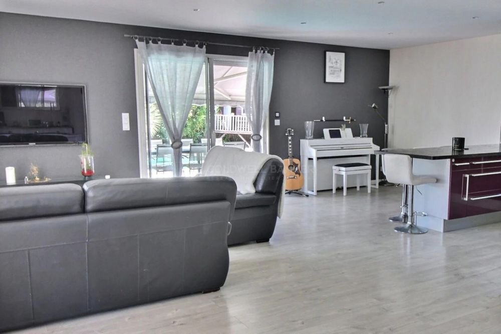 vente Villa avec piscine et grande terrasse - La Teste de Buch