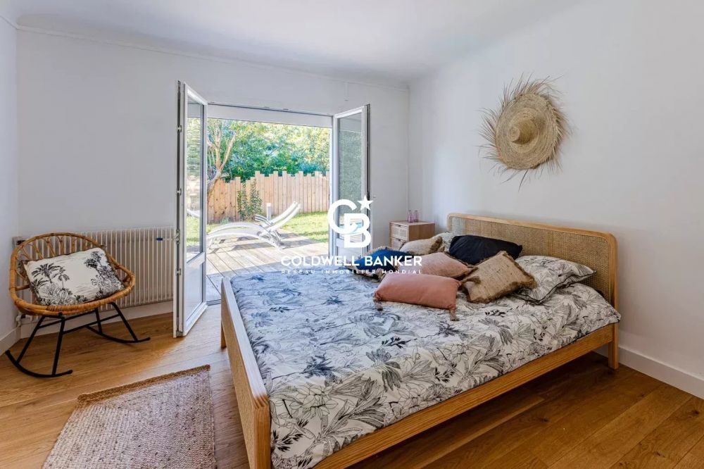 Maison à vendre Arcachon Abatilles - villa rénovée avec piscine et jardin paysagé