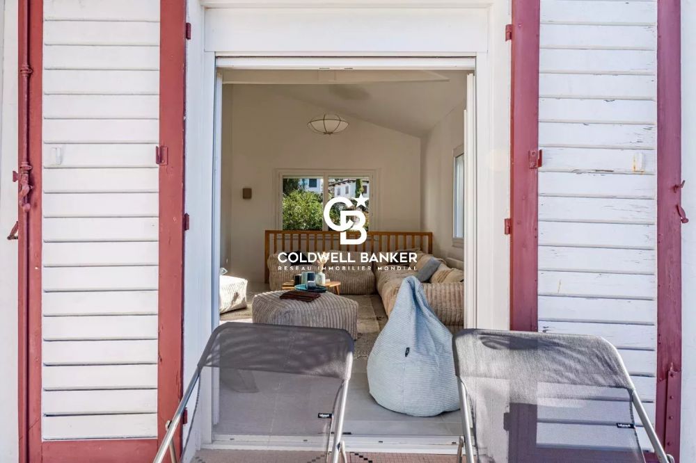 Maison à vendre Arcachon Abatilles - villa rénovée avec piscine et jardin paysagé