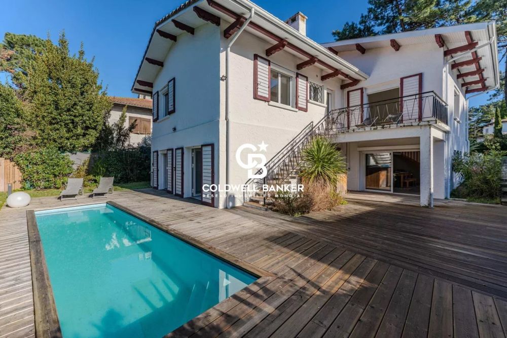 Maison à vendre Arcachon Abatilles - villa rénovée avec piscine et jardin paysagé
