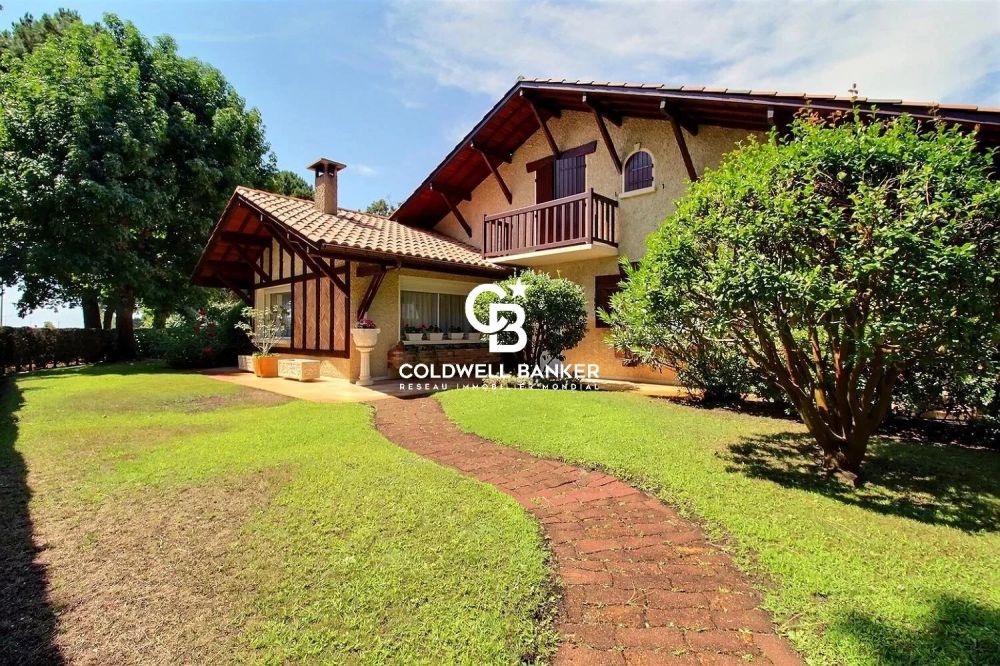 Maison à vendre à Taussat – vue Bassin, 4 chambres, garage et jardin piscinable