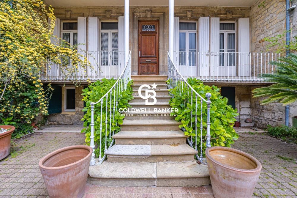 Maison à vendre Bordeaux - maison de caractère à rénover avec grand jardin au calme