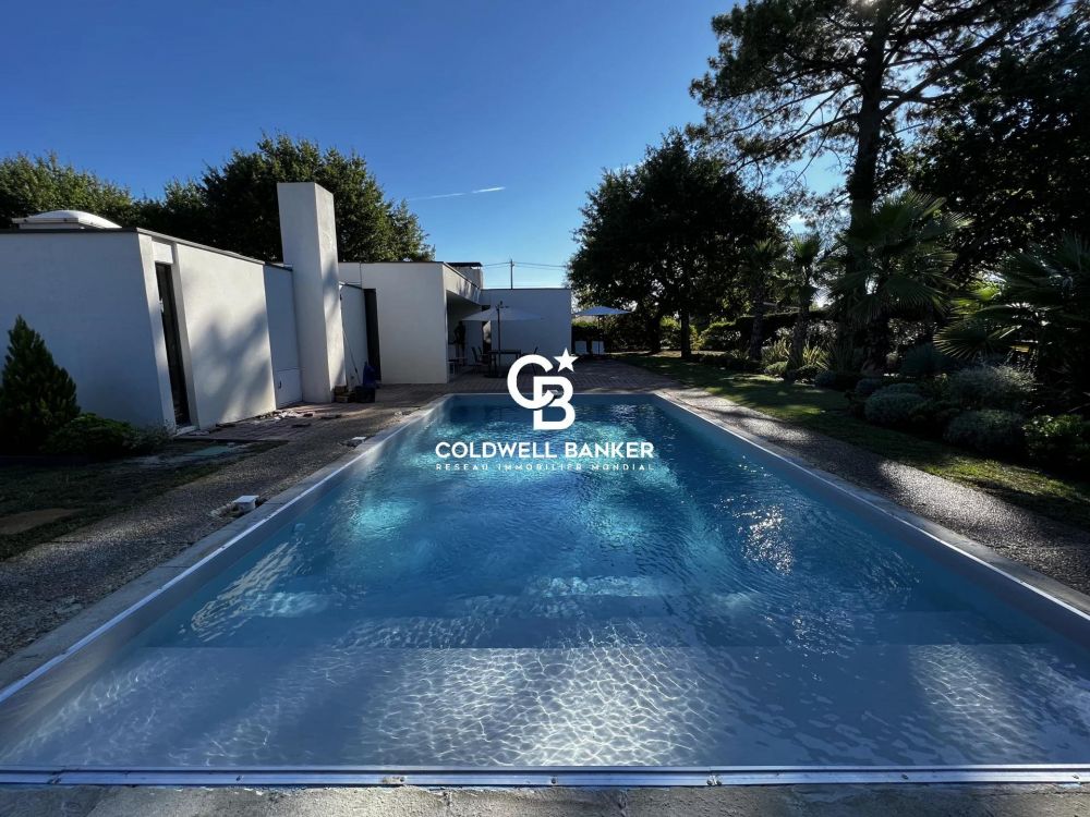 Maison style le Corbusier entièrement rénovée - Biscarrosse 