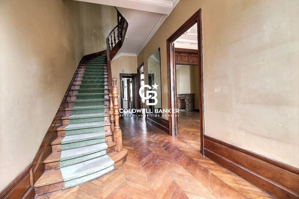 Hôtel Particulier en centre-ville avec piscine à vendre Bordeaux 