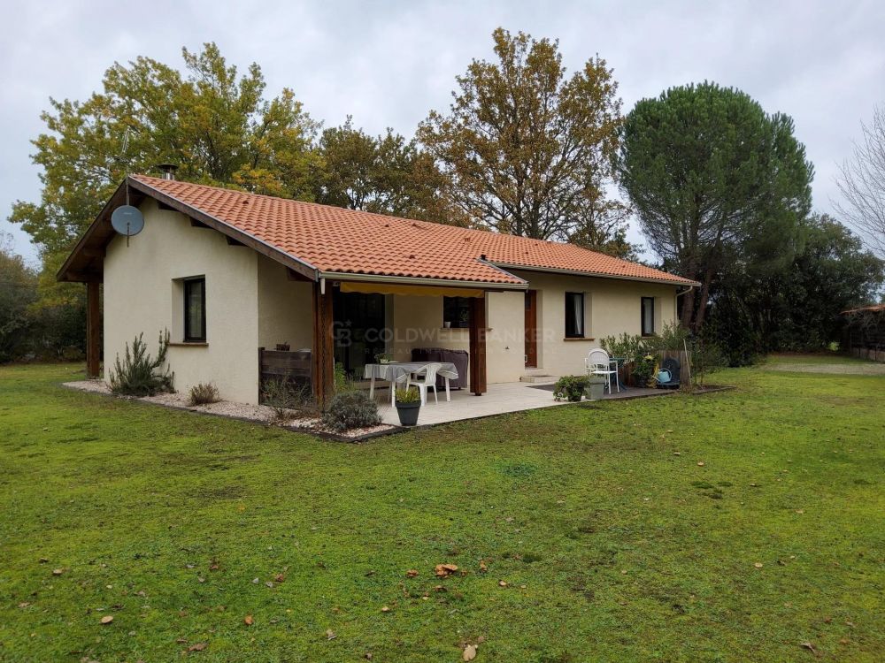 Maison de plain pied avec grand terrain dans les Landes - Parentis-en-Born