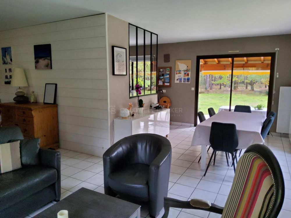 Maison de plain pied avec grand terrain dans les Landes - Parentis-en-Born